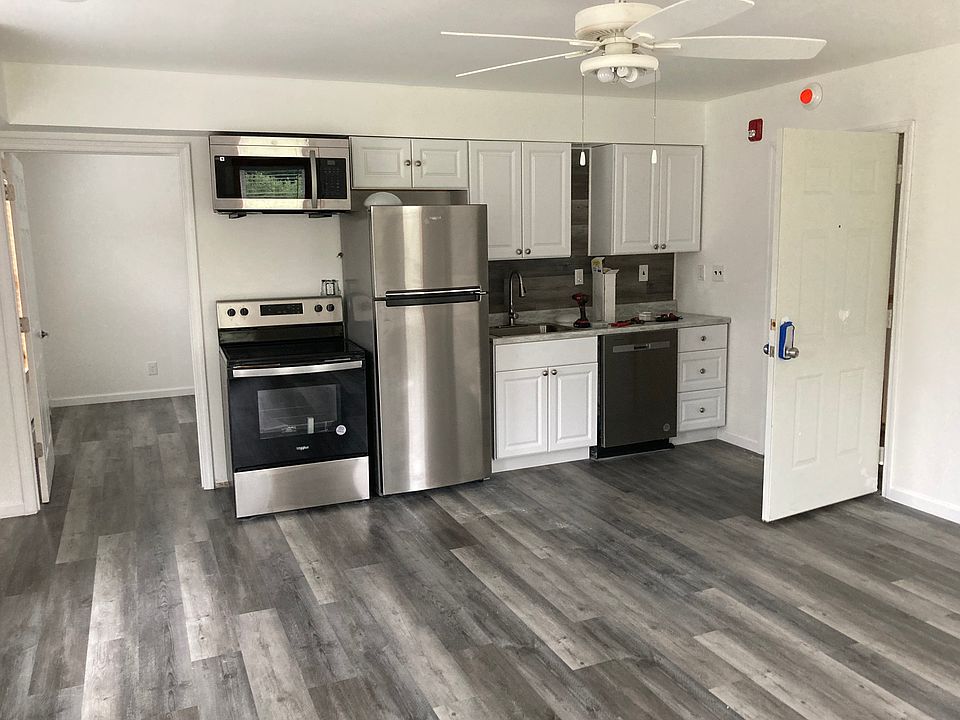1st image of 15 Depot St #4