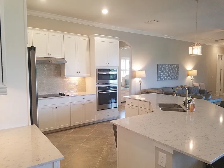 10908 Bullrush Dr — Photo 32