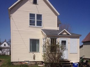 24 1st St, South Range, MI 49963