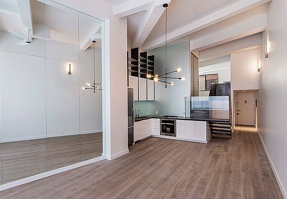 3rd image of 130 Barrow St APT 416