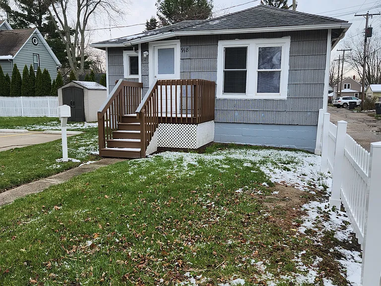 702 Wayne St — Photo 10