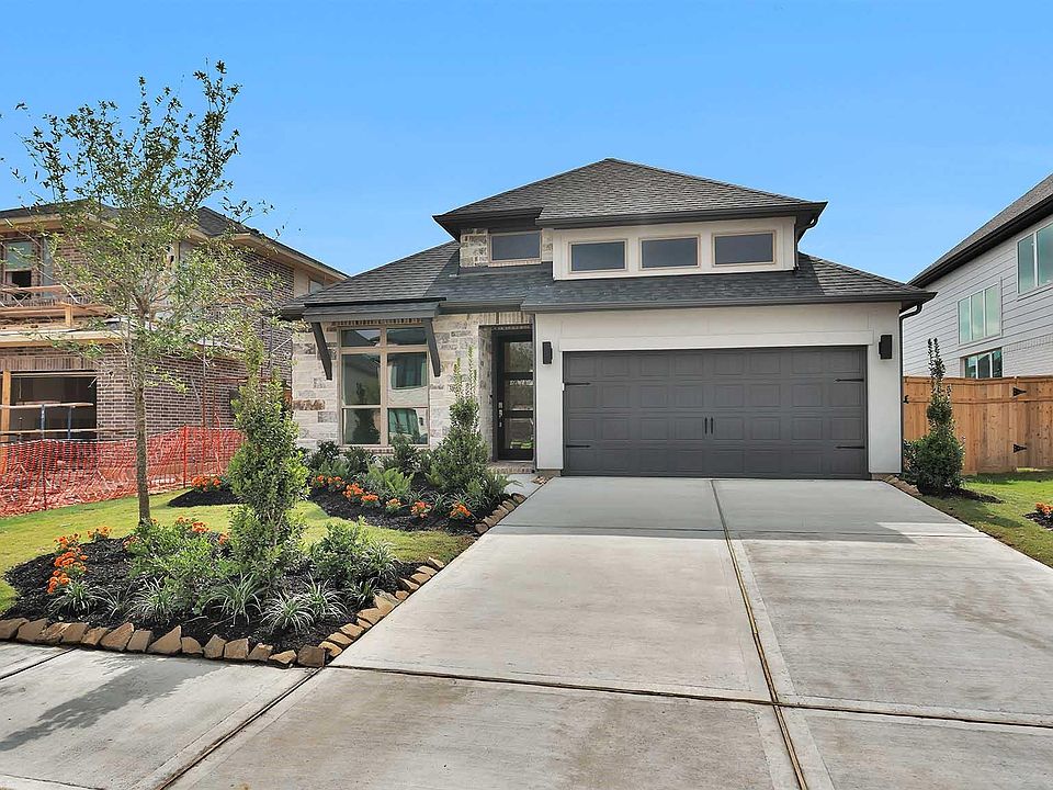 1st image of 31015 Radke Estates Dr