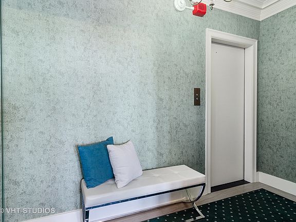 4th image of 3300 N Lake Shore Dr APT 6AB