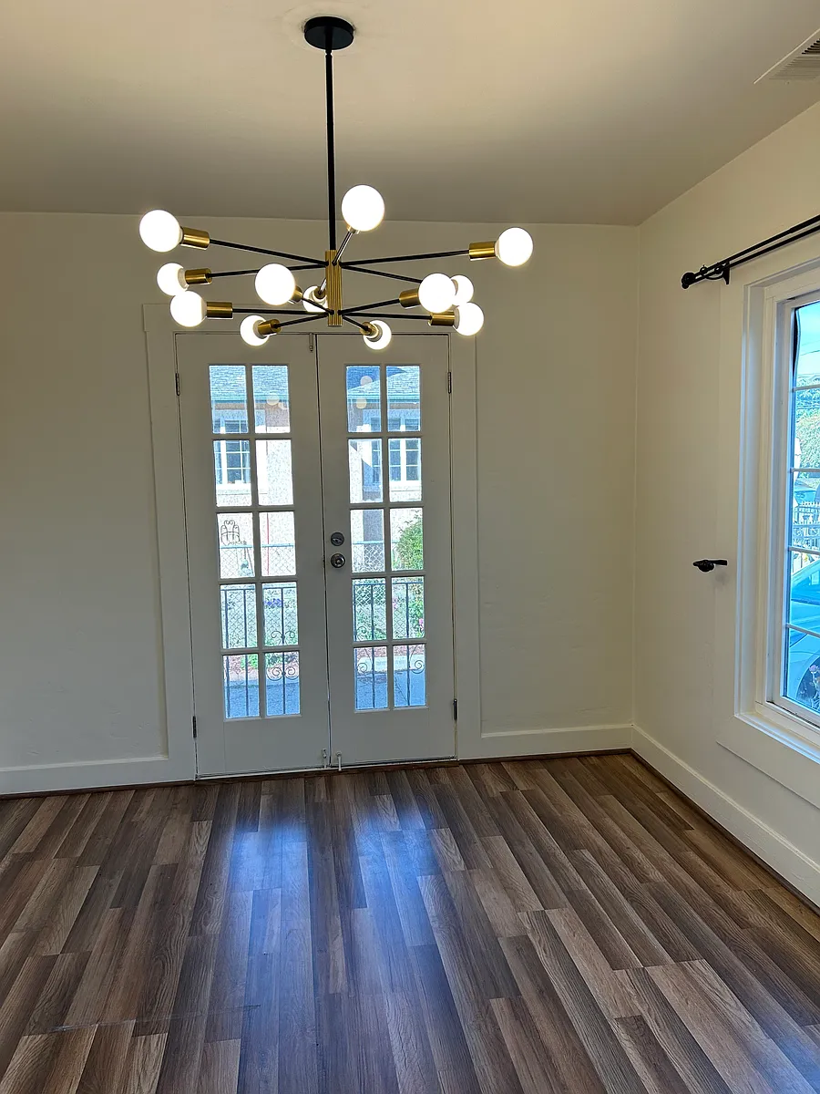 Building Photo - 53 E 39th Ave #53