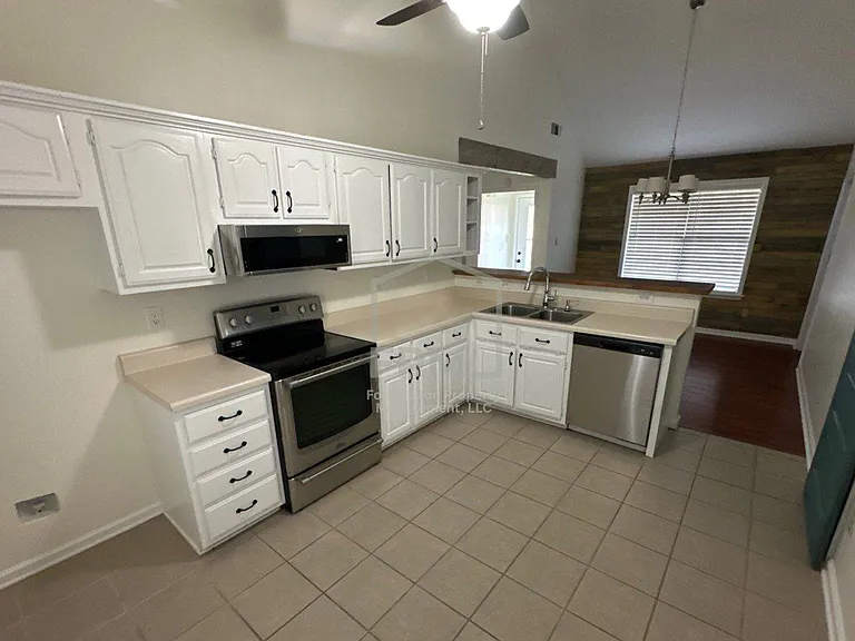 3826 Drummonds Rd — Photo 3
