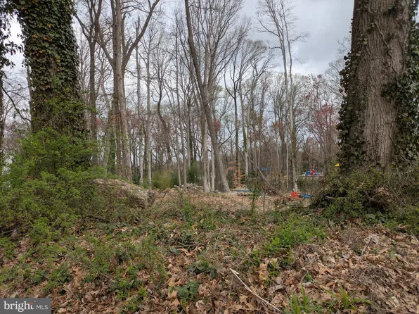 1 Lochmeath Way, Dover, DE 19904