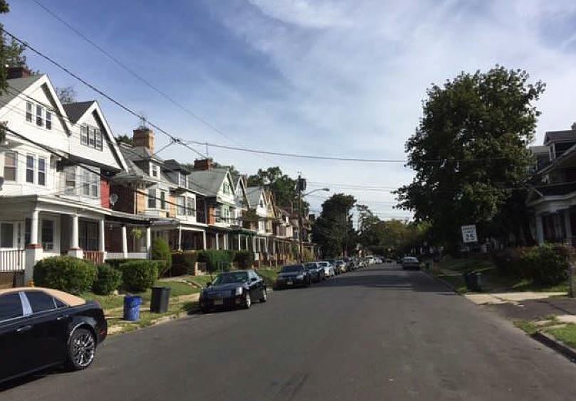 2nd image of 30 Delawareview Ave
