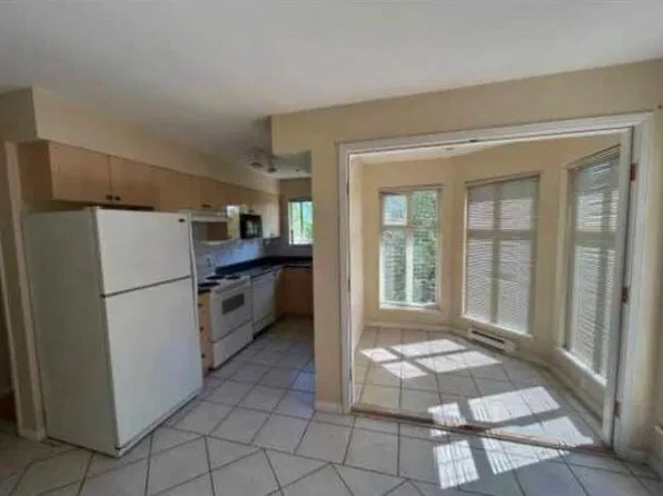 1099 W 71st Ave #401, Vancouver, BC V6P 6Y5