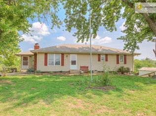 14815 Tillman Rd, Smithville, MO 64089