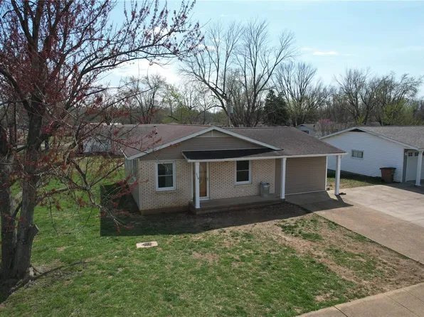 319 Sherlock Dr, Fredericktown, MO 63645