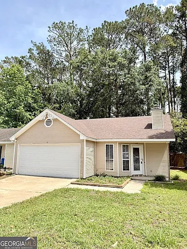 114 Leeward Dr Photo 1