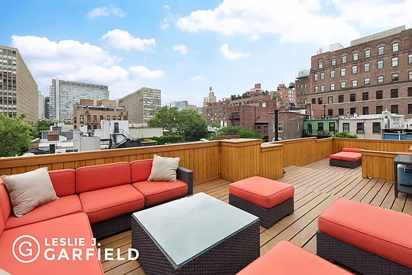 Sold by Leslie J. Garfield | media 17