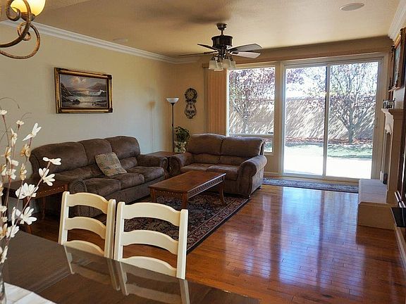 2nd image of 1249 Southwick Ln