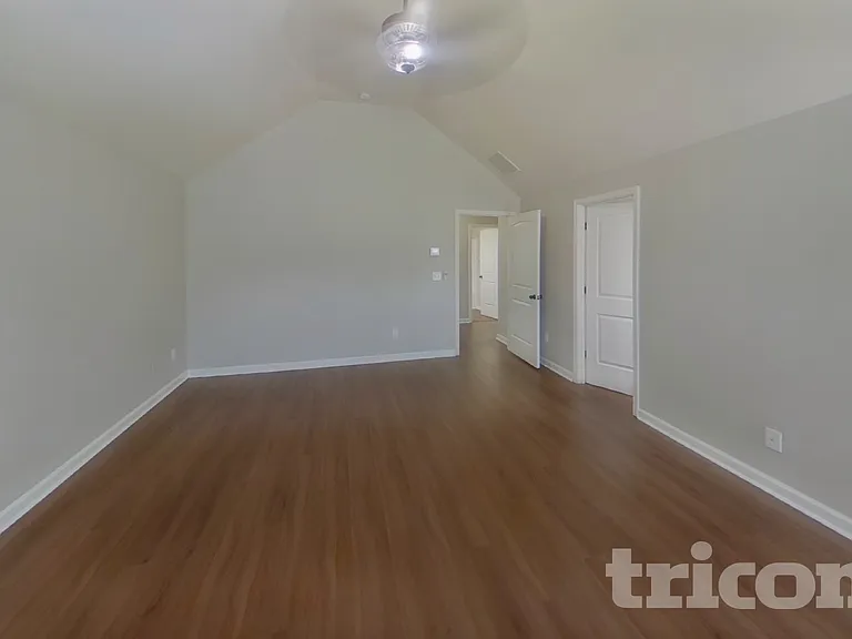 217 Adeline Ln — Photo 7
