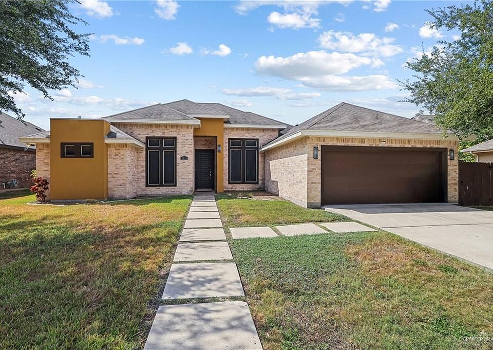 1st image of 3901 Falcon Dr