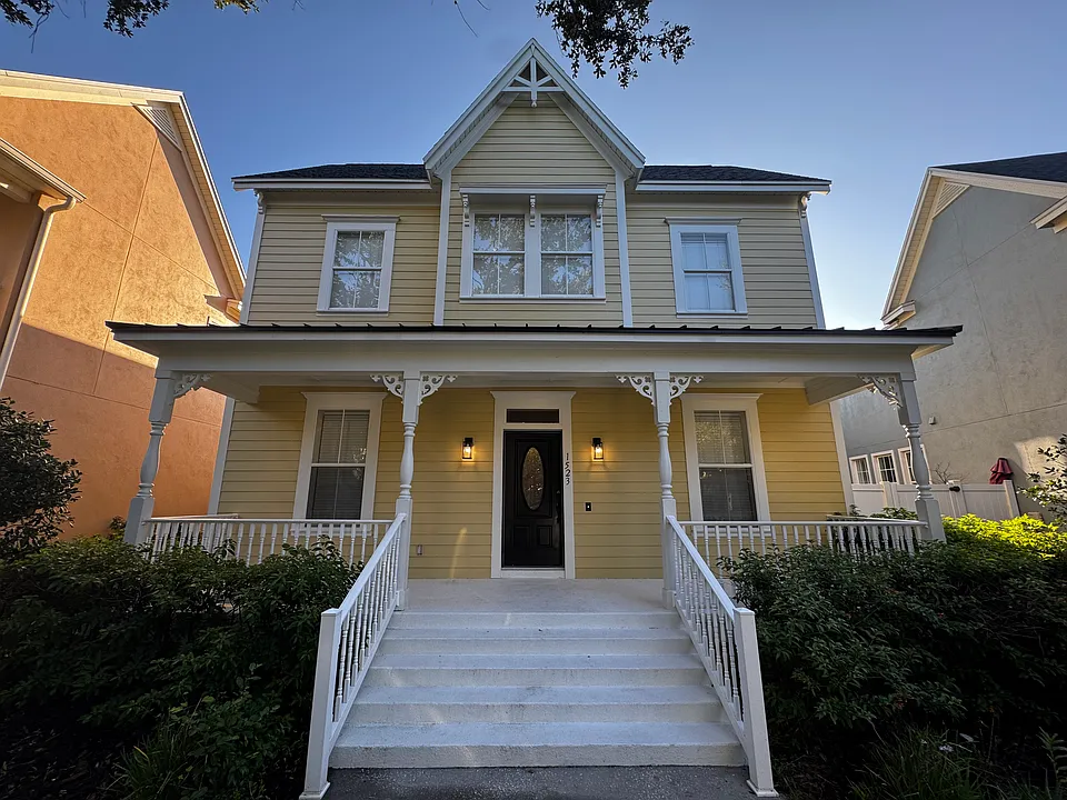 1523 Hanks Ave