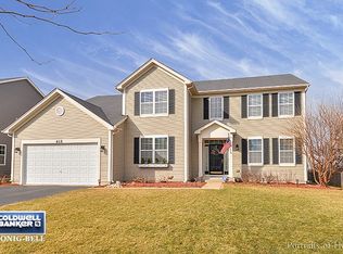 615 Ebony Dr, Oswego, IL 60543