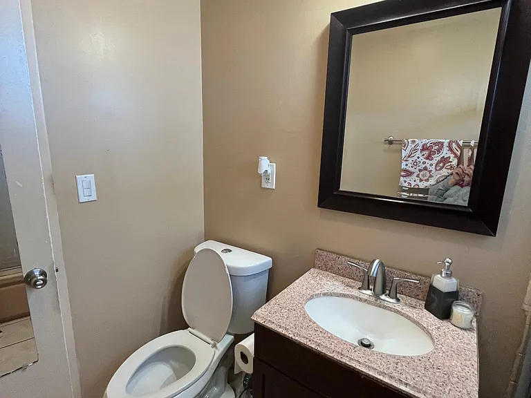 8171 Virginia Ave #C — Photo 6