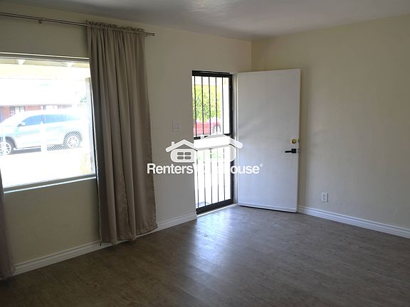 4th image of 1508 W Amelia Ave