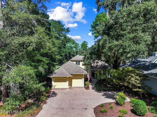 275 Locust Fence Rd, Saint Helena Island, SC 29920