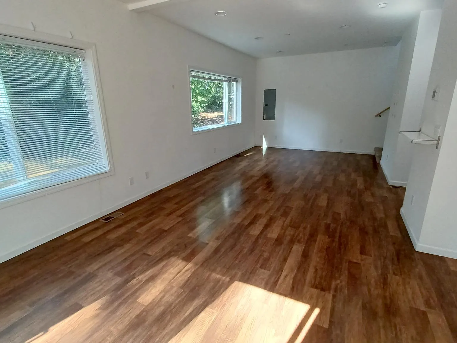 10345 NE 26th Street — Photo 4