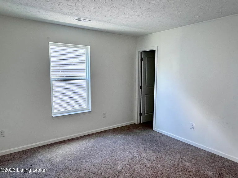 7994 1/2 Kismet Dr — Photo 8