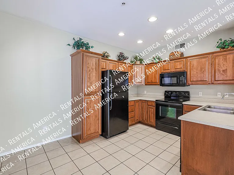 510 W University Dr #115 — Photo 6