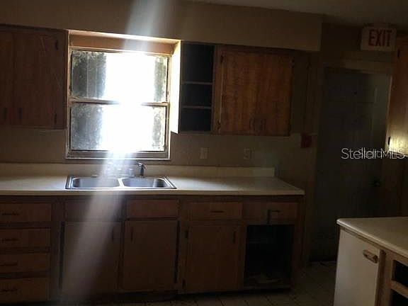 4th image of 676 Day Care Dr