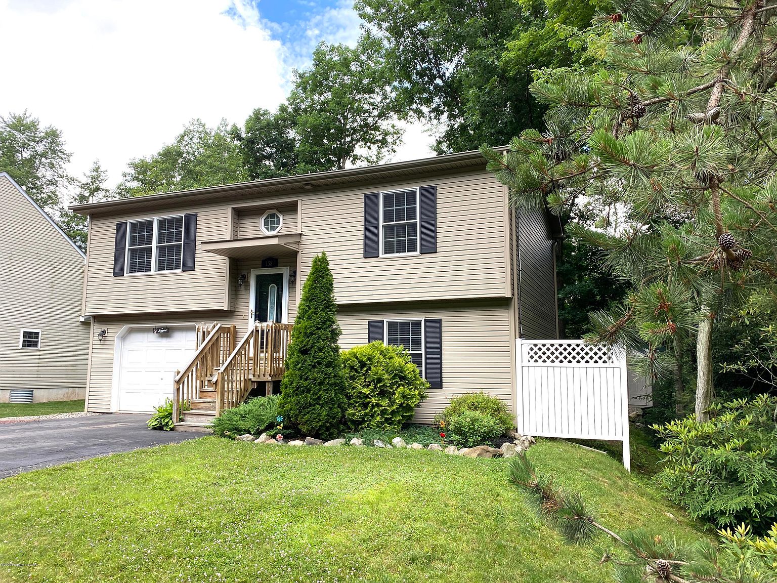 158 Debbie Dr, Drums, PA 18222 Zillow
