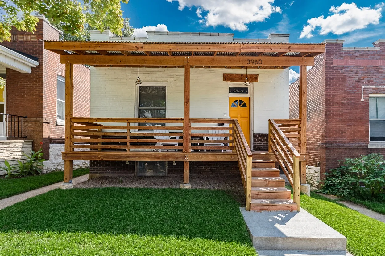 2 bed, 1087 sqft, $3,600 — Photo 3