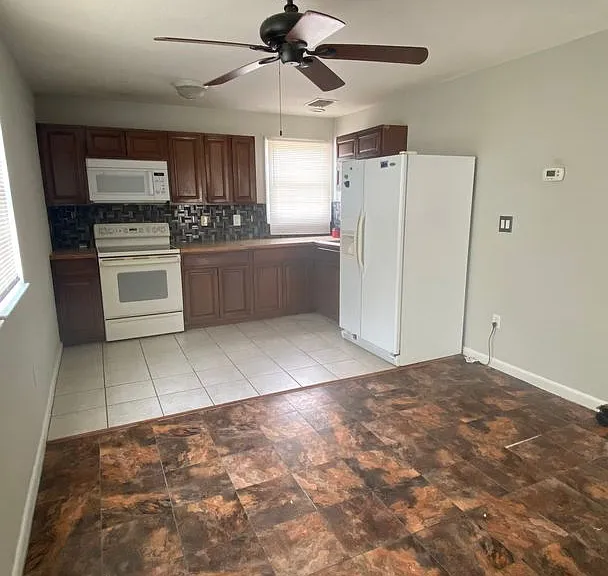 9407 Riverview Dr #A — Photo 2