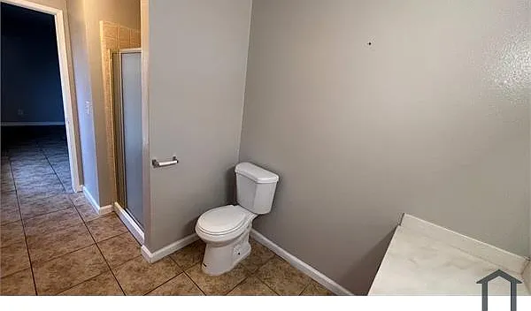 4050 N Benedict Ave — Photo 11