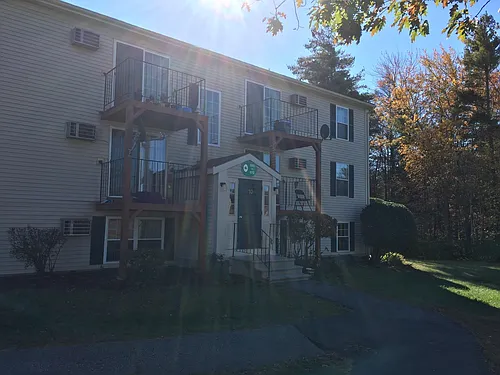 1007 White Cedar Blvd Photo 1