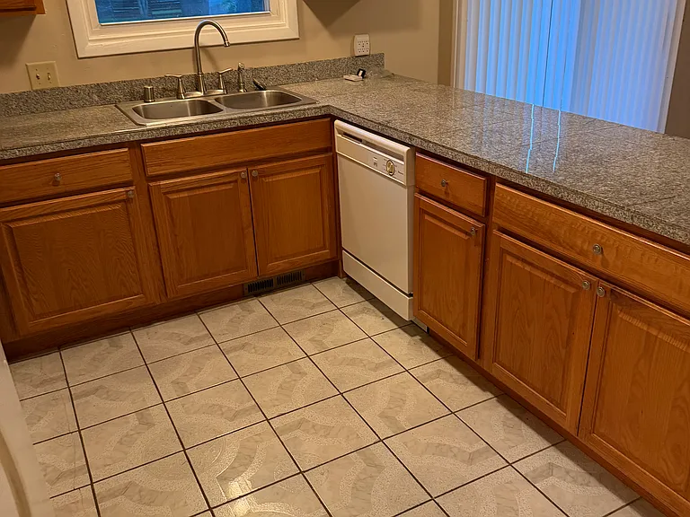 2318 Bluestone Pl #2318 — Photo 3