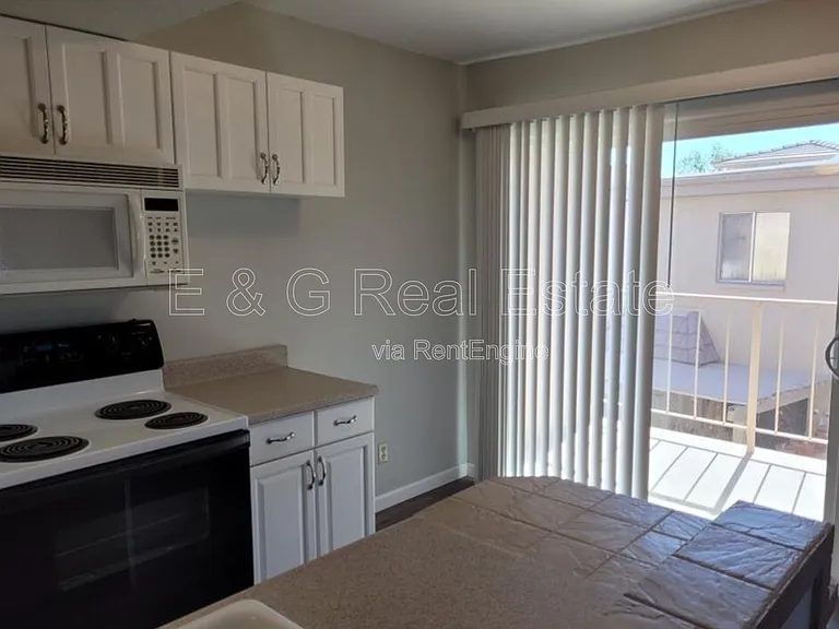 17019 E Calle Del Oro #D — Photo 12