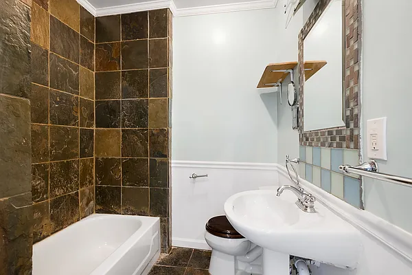 Rented by MNS | media 5