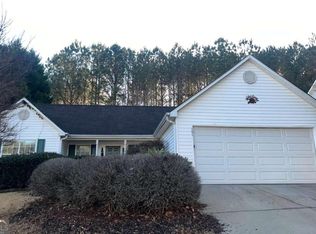 191 Players Cir, Fayetteville, GA 30215