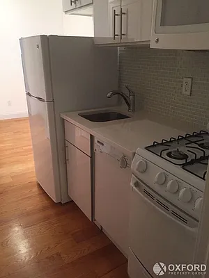 Rented by Oxford Property Group | media 29