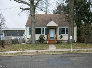 210 Maxwell Dr, Hamilton, NJ 08610