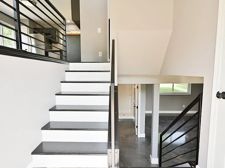 40 Oak Knoll Dr — Photo 4