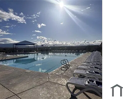 2 bed, 1356 sqft, $1,600 — Photo 2