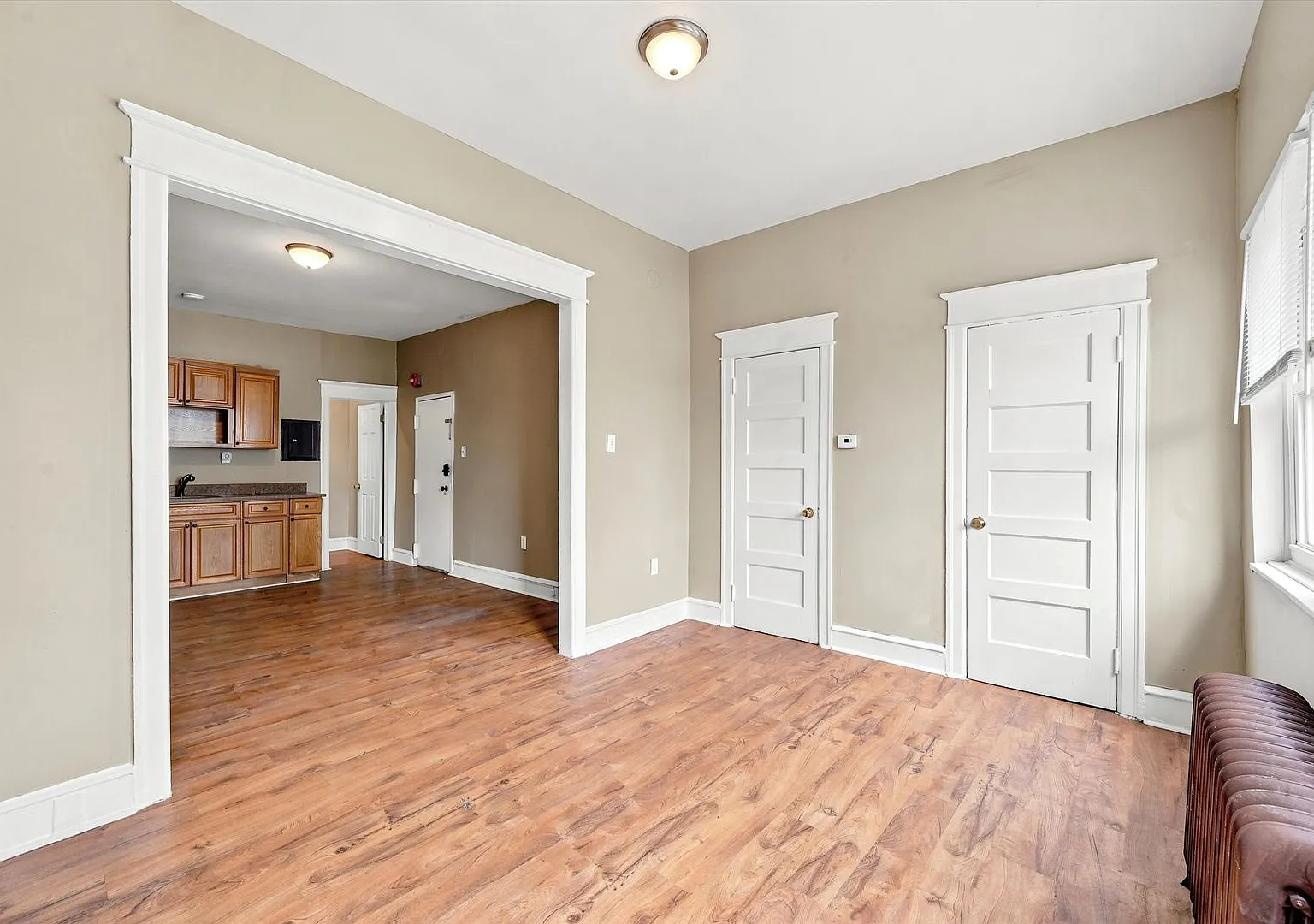 2106 Orthodox St — Photo 3