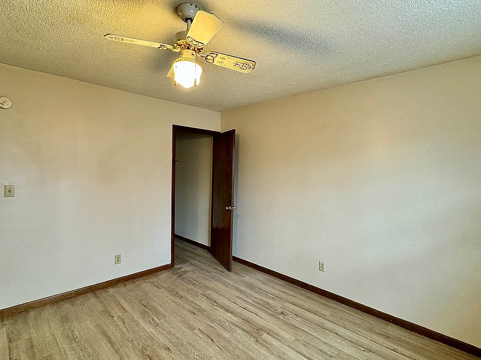 The Vinegar Hill Apartments 201 W Allen St Springfield IL Zillow