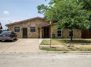 703 Foxford Trl, Arlington, TX 76014