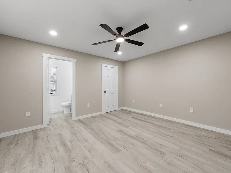 1905 Sanger Ave — Photo 11