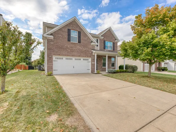 18184 Sadie Ln, Westfield, IN 46062