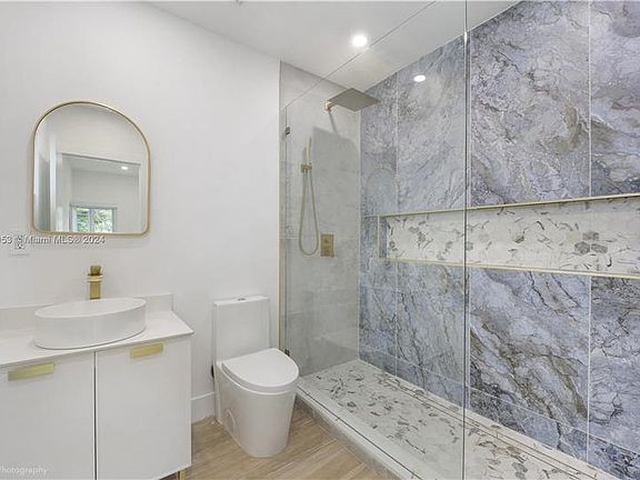 3rd image of 1654 SW 18th Ave #1654