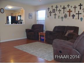 3rd image of 2208 Price Dr