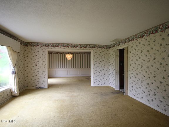 4th image of 206 Shore Drive