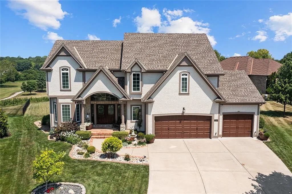 4 bed, 4.5 bath, 3544 sqft, $3,850 — Photo 1